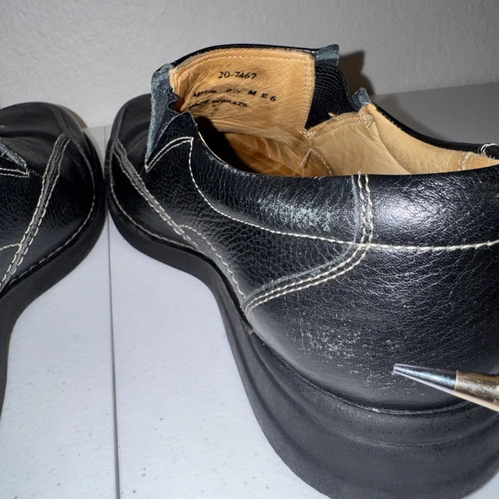 Johnston & Murphy Men's Shoes Size 9 1/2 Loafer Black Slip On Sheep Skin Leather